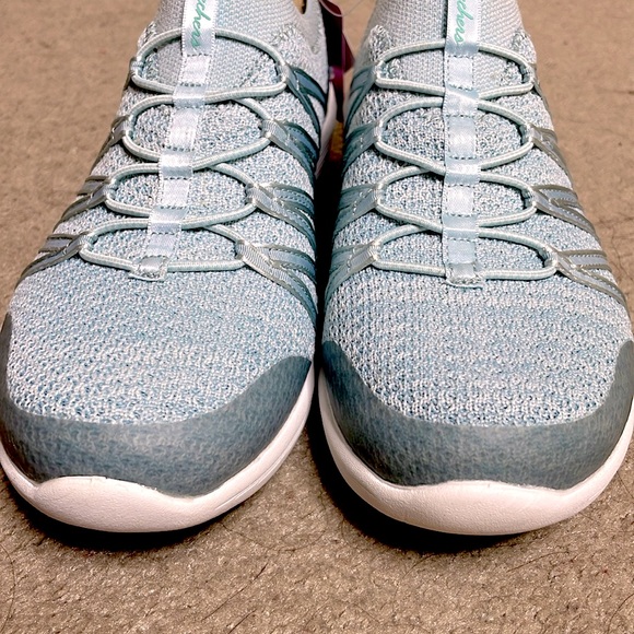 Skechers Arya Ladies Slip On Shoe Air Cooled Memory Foam US Size 6 Blue - Picture 6 of 10